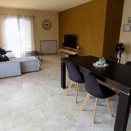 Near Canet, Renovated Περπινιάν